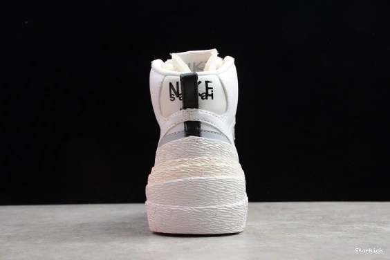 BLAZER NIKE WHITE MID BV0072-100 SACAI X 0813